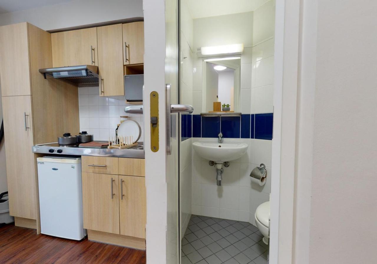 Private Bedrooms With Shared Kitchen And Studios At Iq Tufnell House In Londra Dış mekan fotoğraf