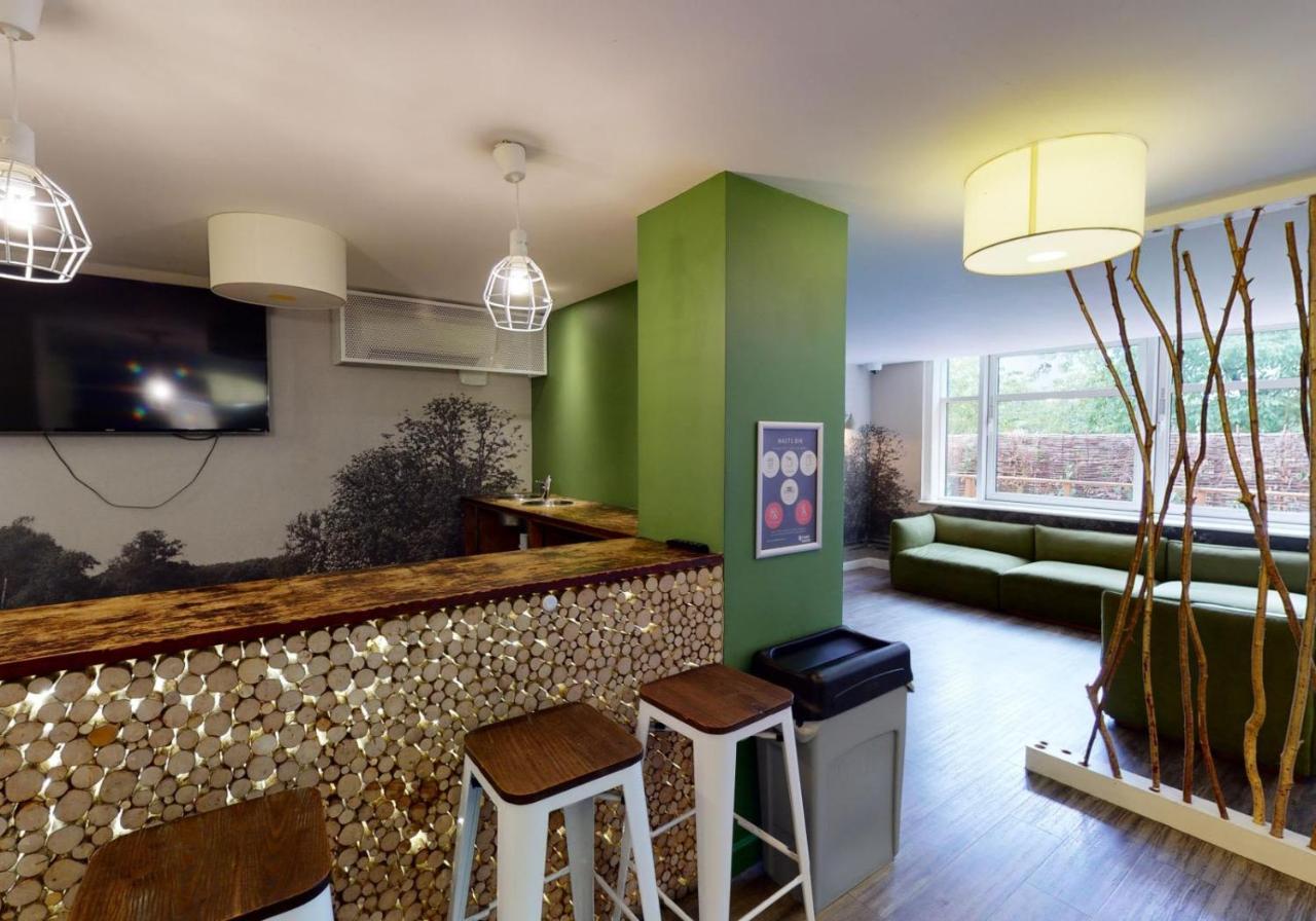 Private Bedrooms With Shared Kitchen And Studios At Iq Tufnell House In Londra Dış mekan fotoğraf